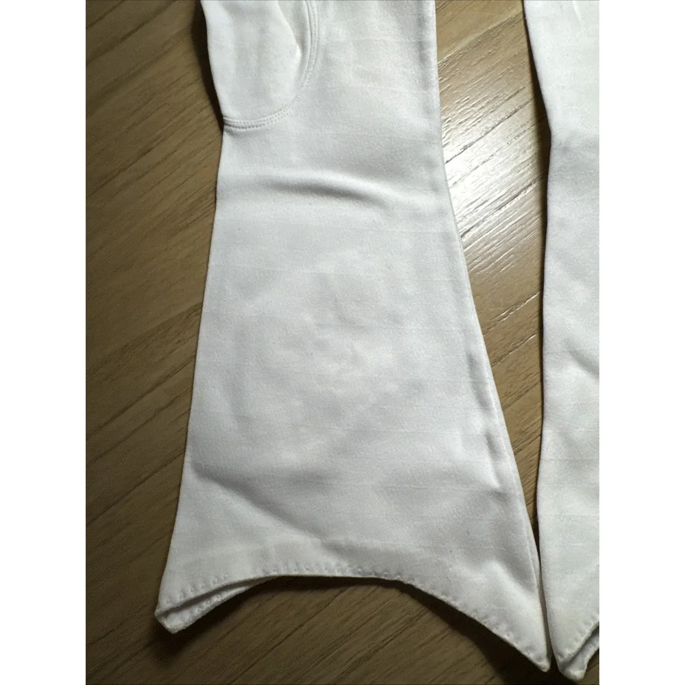 VTG Womens Elbow Length Gloves White Nylon Scalloped Cuff Sz 7 Floral Appliqué